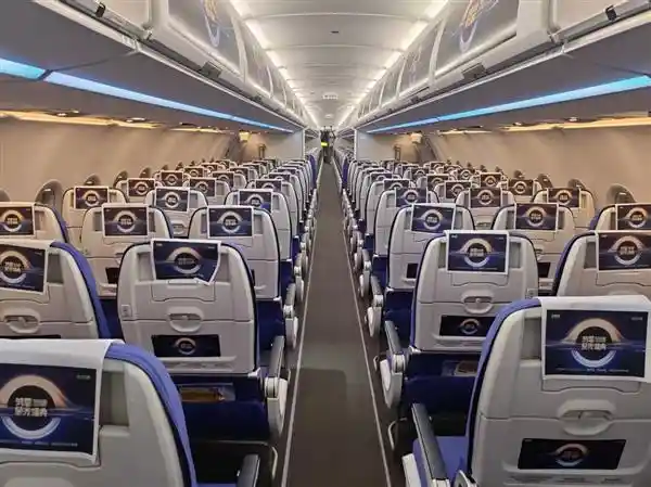 深圳航空鸿蒙星光盛典主题航班启航，打卡赢神秘入场券