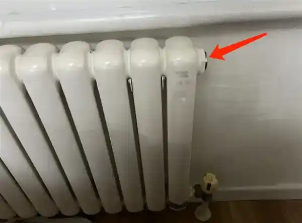 暖气不热？先放气！90%的人都做错了