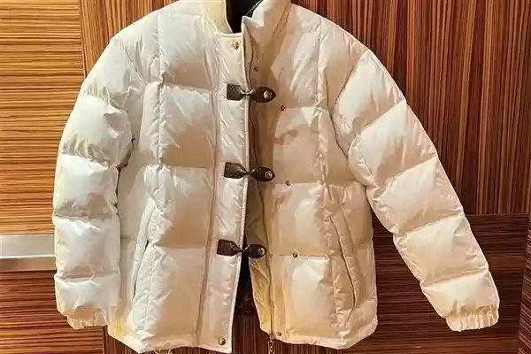 羽绒服越久越危险？专家提醒：这些隐患你可能从未注意！