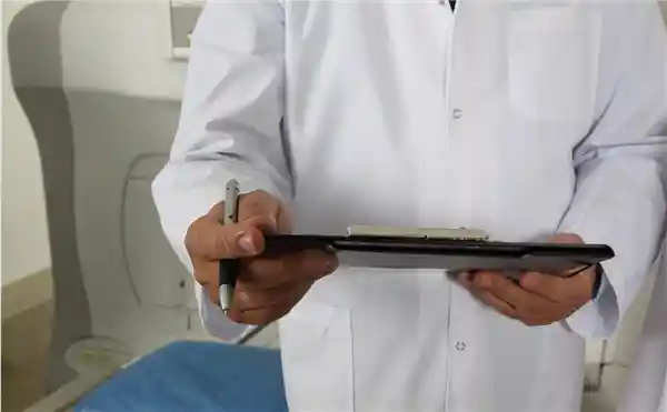 张朝阳4小时睡眠法引爆全网争议！中科院院士罕见开麦：这不是自律，是危险信号