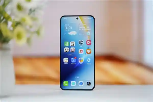 荣耀首发10000mAh超大电池，续航革命来袭！