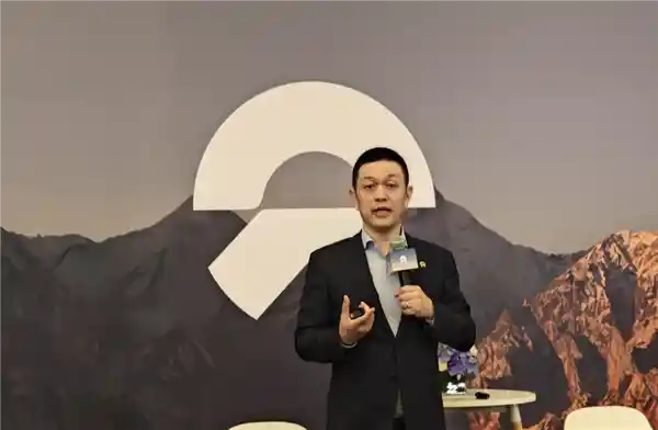重拾尊严！蔚来创始人李斌发誓重振品牌，向小鹏学习改变