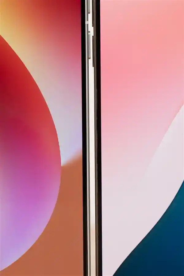 OPPO Find X8 Ultra下周发布：重新定义轻薄与美学的巅峰之作！