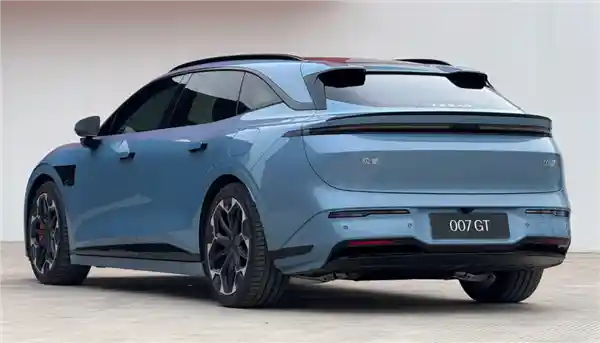 007GT 极氪惊艳亮相，今晚诚意满满