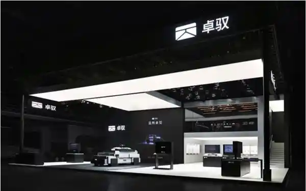 卓驭领航2025上海车展，创新技术闪耀登场，汽车自动化开启未来新篇章