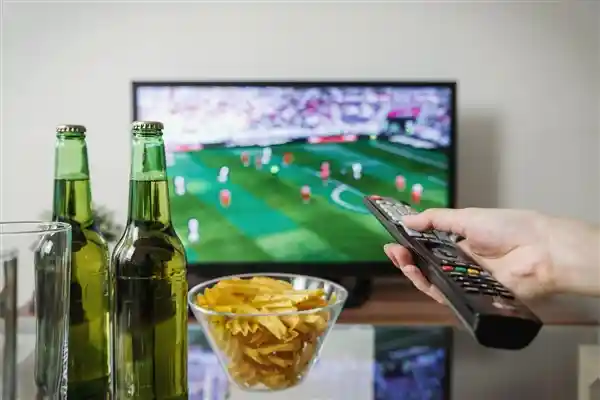《冲击世界杯再添新机？中国足协计划申办世预赛附加赛》