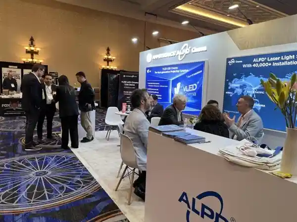 光峰科技闪耀CinemaCon 2025：海外市场加速扩张