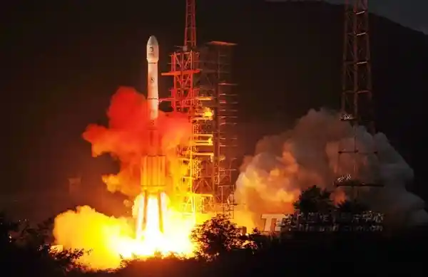 嫦娥二号逆袭成六冠王！从备份星到七大突破的航天传奇