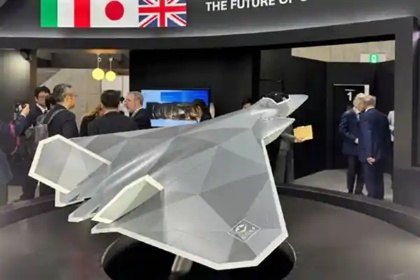六国联手打造未来空战利器：十年磨一剑，六代机全尺寸模型震撼首秀