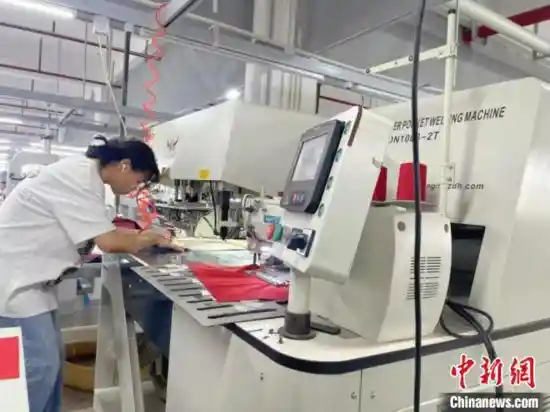 浙江三门冲锋衣企业迎速度经济热潮，户外热引爆智造加速度