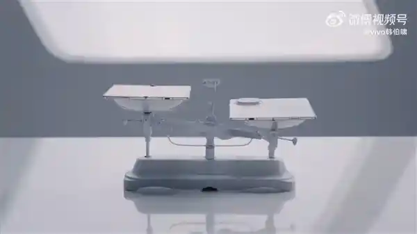 vivo X Fold5震撼发布：折叠屏轻量化革命，竟比iPhone更轻？