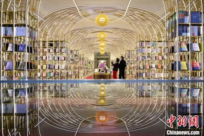 数字时代下，实体书店的破圈生存术