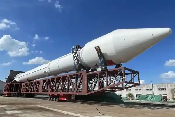 双曲线三号迈出关键一步：转场起竖系统联调试验成功