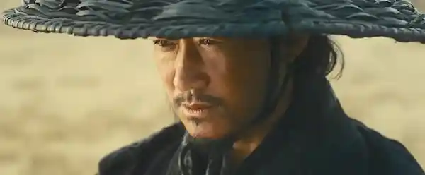 吴京李连杰新片《镖人》登顶想看榜，超越《飞驰人生3》引爆期待